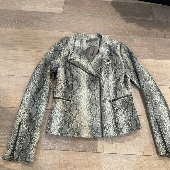 BLANK NYC WOMENS SMALL FAUX LEATHER SNAKE SKIN JACKET COAT - Picture 1 of 9